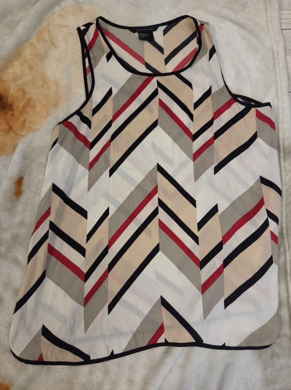A/X Armani Exchange Chevron Blpuse in White, Beige, Black & Red